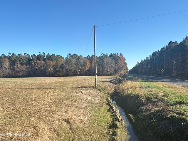 0 Sr 1950, Edward, NC 27821