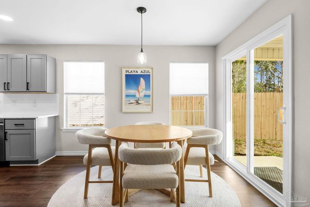 1502 College Pkwy, Gulf Breeze, FL 32563