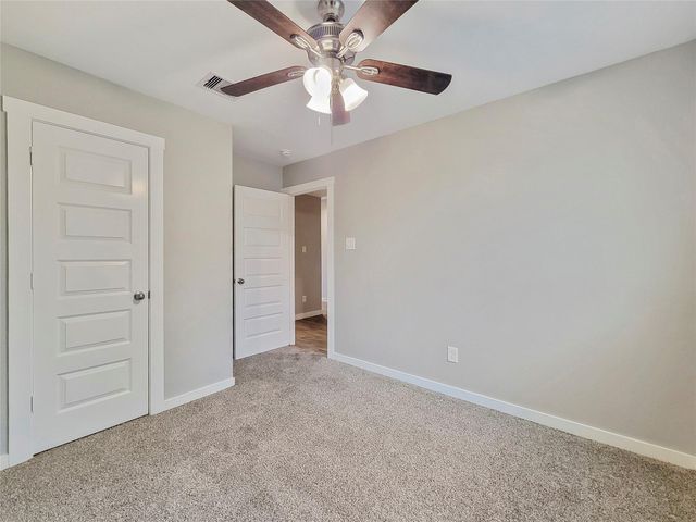 8122 Hush Heights Drive, Rosharon, TX 77583