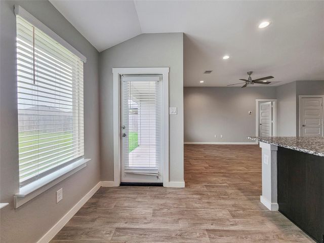 8122 Hush Heights Drive, Rosharon, TX 77583