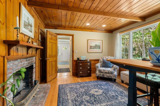 24 Great Rock Road, Sherborn, MA 01770