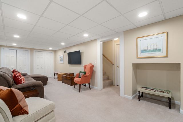 24 Great Rock Road, Sherborn, MA 01770