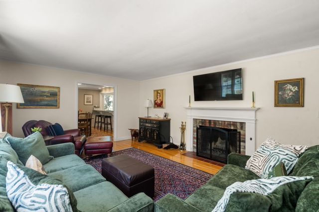 24 Great Rock Road, Sherborn, MA 01770