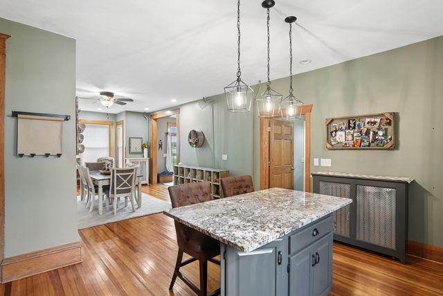 110 N. 4TH Street, Eldridge, IA 52748