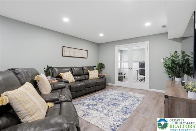9206 Windy Bush Lane, Upper Macungie Twp, PA 18031