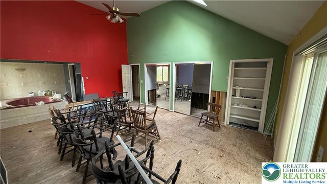 2982 Grace Terrace, Coolbaugh Twp, PA 18466