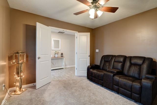 1424 Crabapple Road, Franklin, IN 46131