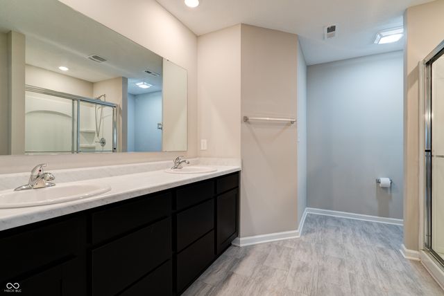 1424 Crabapple Road, Franklin, IN 46131