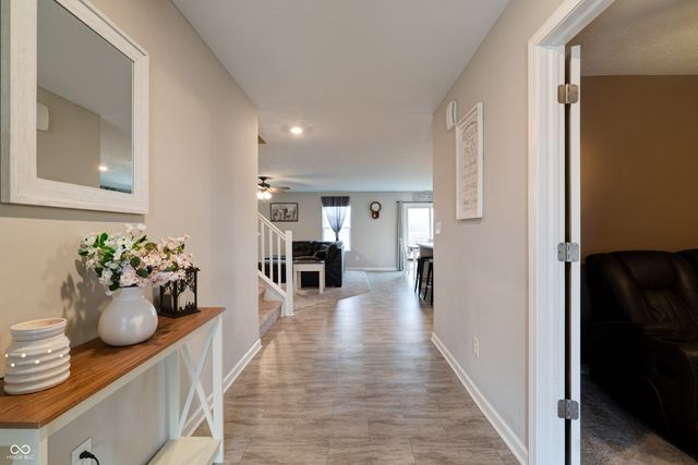 1424 Crabapple Road, Franklin, IN 46131