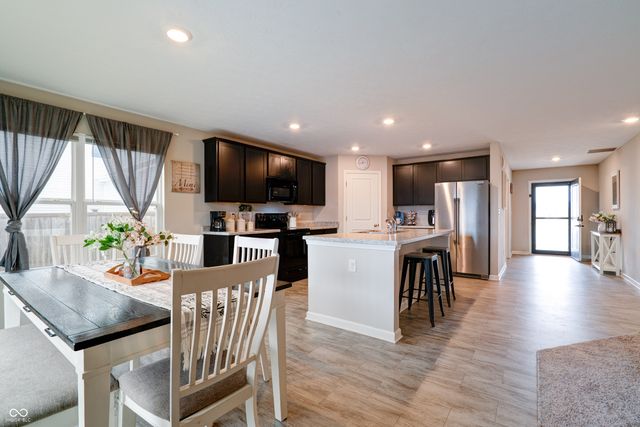 1424 Crabapple Road, Franklin, IN 46131