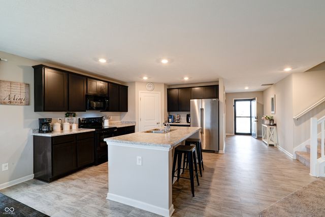 1424 Crabapple Road, Franklin, IN 46131