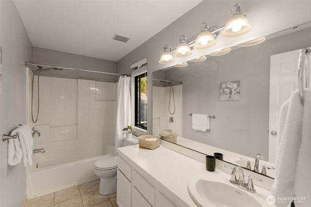 24230 SE 44th Street, Sammamish, WA 98029