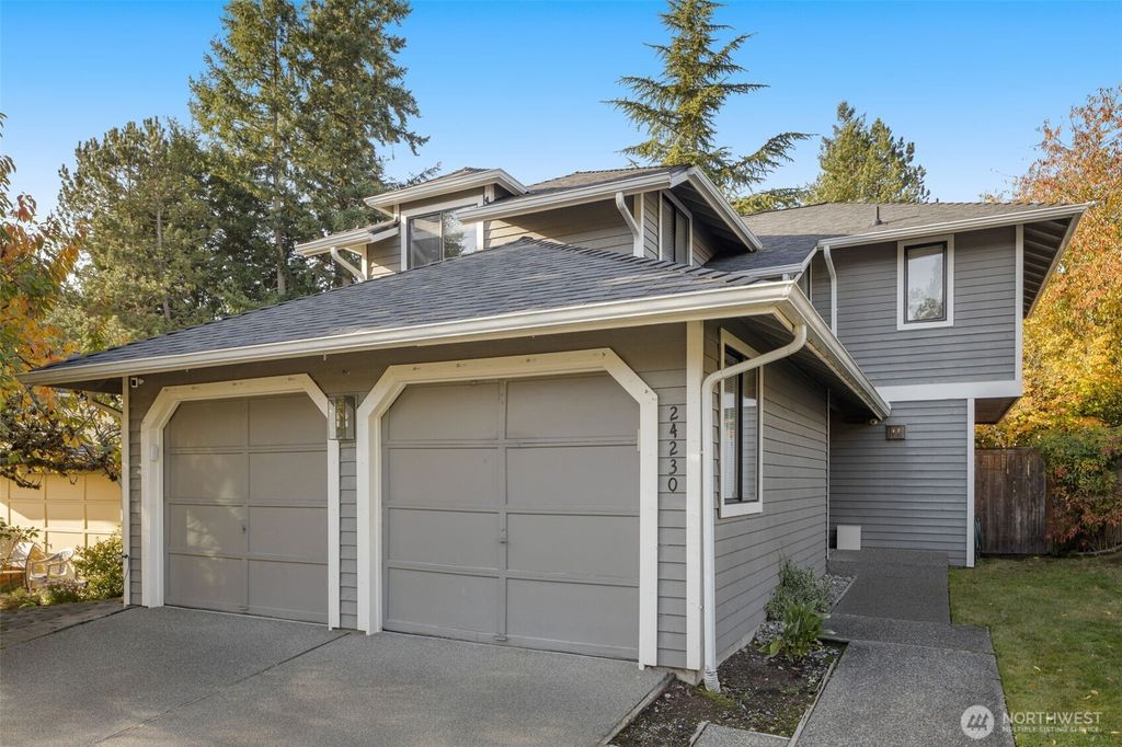 24230 SE 44th Street, Sammamish, WA 98029