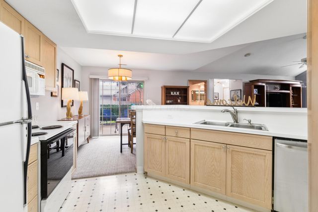 3900 Sandstone Circle, Powell, OH 43065