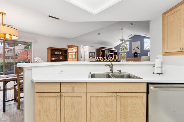 3900 Sandstone Circle, Powell, OH 43065