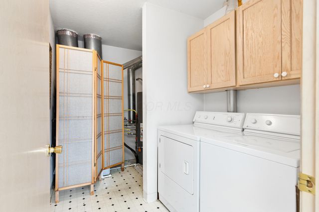 3900 Sandstone Circle, Powell, OH 43065