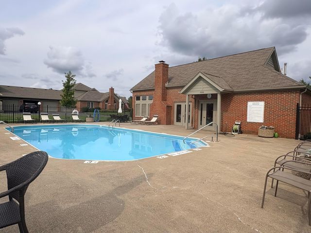3900 Sandstone Circle, Powell, OH 43065