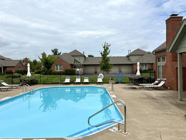 3900 Sandstone Circle, Powell, OH 43065