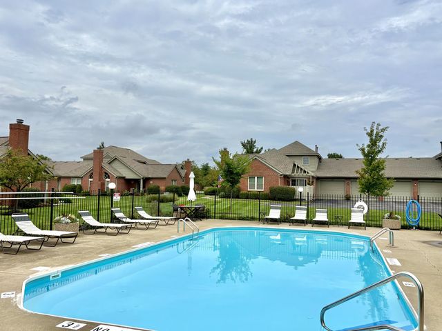 3900 Sandstone Circle, Powell, OH 43065