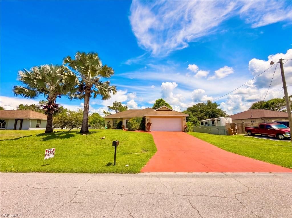 1006 Susan AVE N, LEHIGH ACRES, FL 33971 — exterior