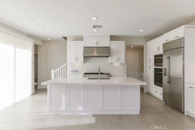 132 Chorus, Irvine, CA 92618