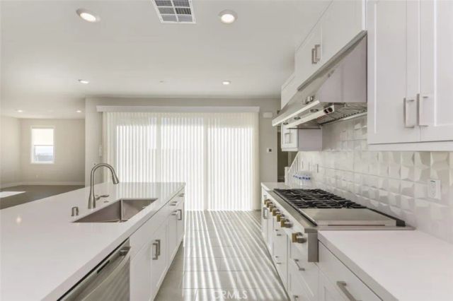 132 Chorus, Irvine, CA 92618