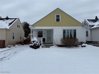 11604 Bradwell Road, Garfield Heights, OH 44125