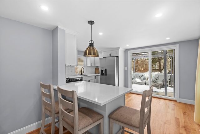 15 Florida Ave, Plymouth, MA 02360