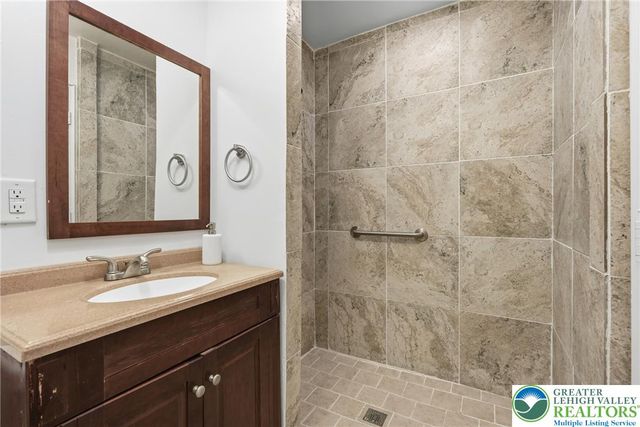 1138 East Tremont Street, Allentown City, PA 18109