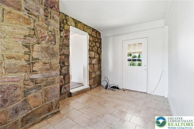 1138 East Tremont Street, Allentown City, PA 18109