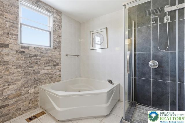 1138 East Tremont Street, Allentown City, PA 18109