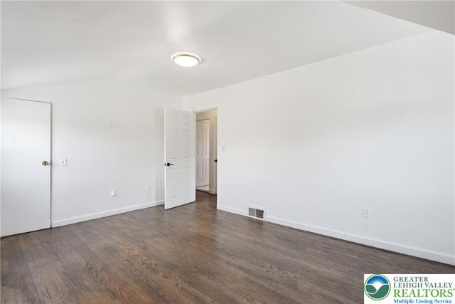 1138 East Tremont Street, Allentown City, PA 18109