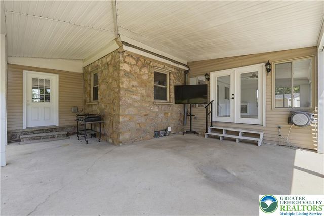 1138 East Tremont Street, Allentown City, PA 18109