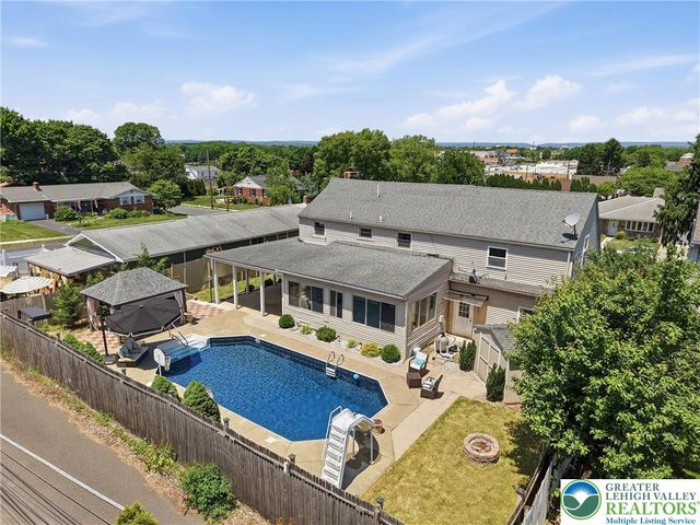 1138 East Tremont Street, Allentown City, PA 18109