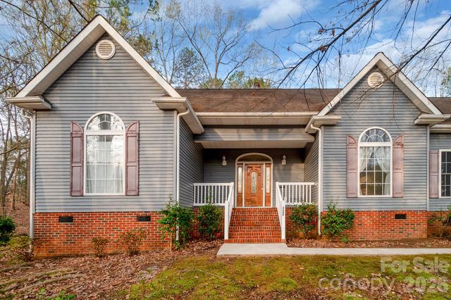 722 Canterbury Drive, Lancaster, SC 29720