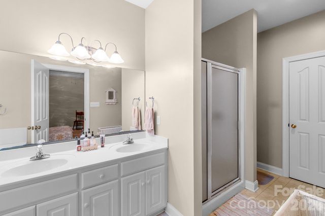 722 Canterbury Drive, Lancaster, SC 29720