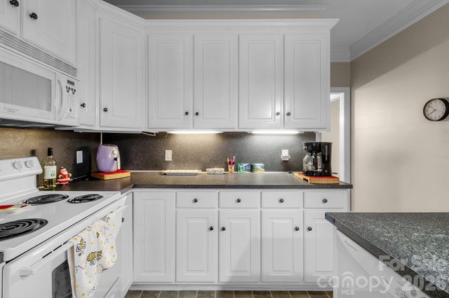 722 Canterbury Drive, Lancaster, SC 29720