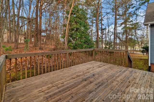 722 Canterbury Drive, Lancaster, SC 29720