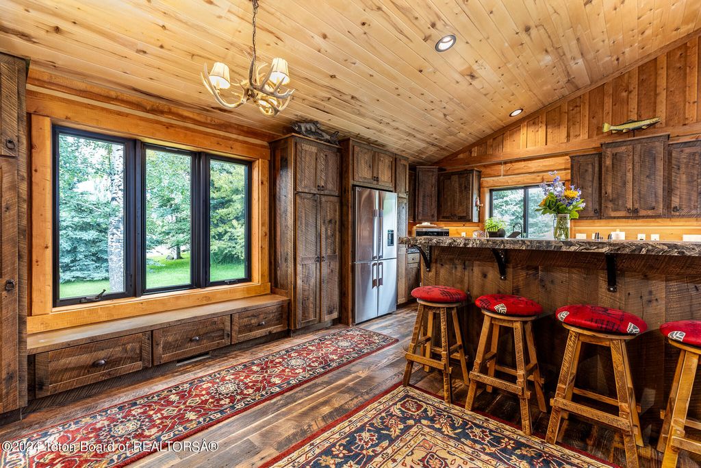 1905 N BEAVER Drive, Alta, WY 83414 photo 17