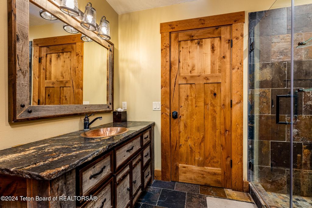 1905 N BEAVER Drive, Alta, WY 83414 photo 27