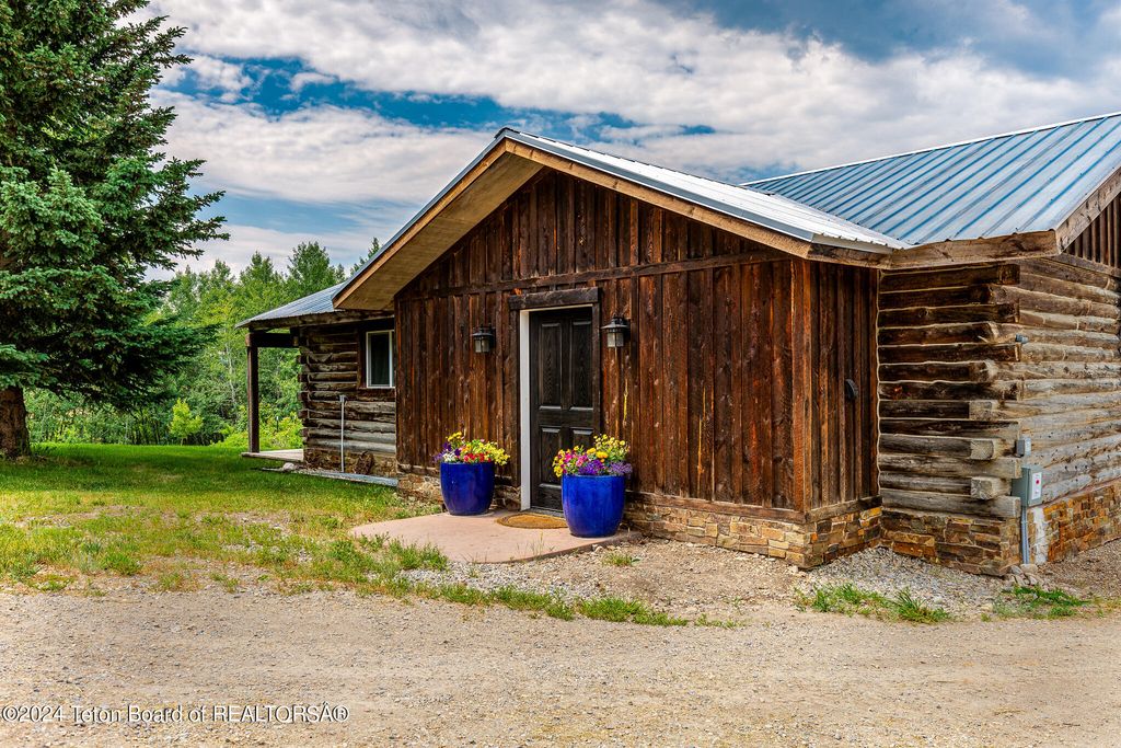 1905 N BEAVER Drive, Alta, WY 83414 photo 58