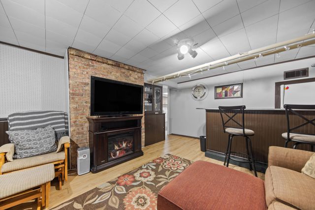 206 Morgan Boulevard, Valparaiso, IN 46383