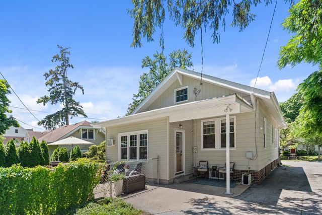 206 Morgan Boulevard, Valparaiso, IN 46383