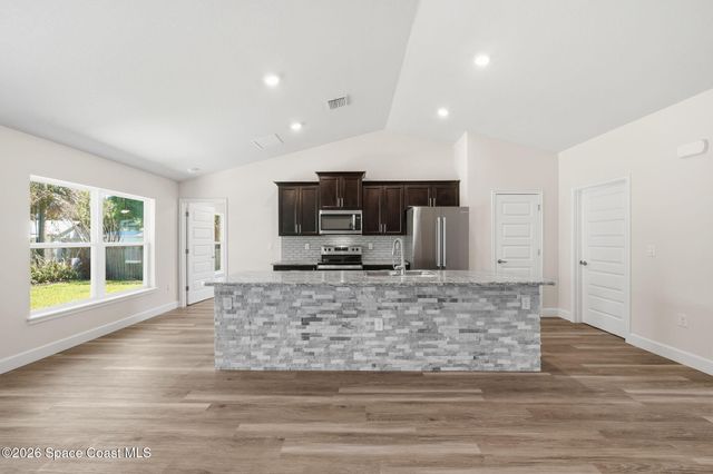 885 Clearmont Street, Sebastian, FL 32958