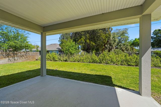 885 Clearmont Street, Sebastian, FL 32958