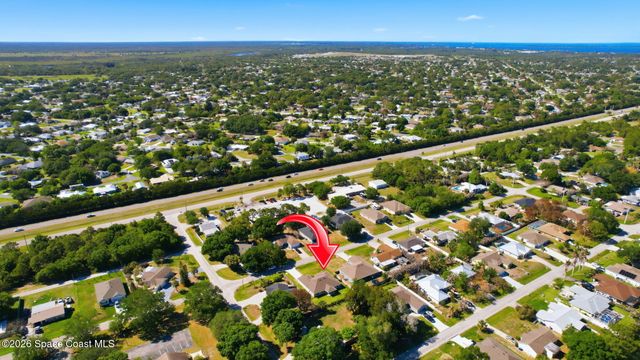 885 Clearmont Street, Sebastian, FL 32958