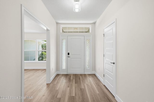 885 Clearmont Street, Sebastian, FL 32958