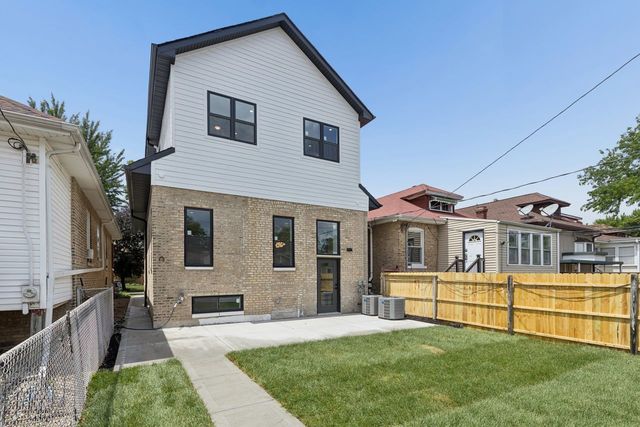 4941 N Kildare Avenue, Chicago, IL 60630