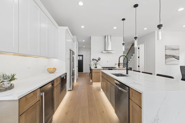 4941 N Kildare Avenue, Chicago, IL 60630