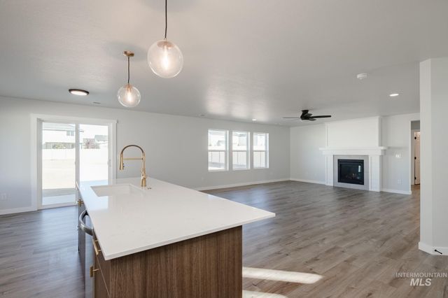 18445 N Trumpet Lily Ave, Nampa, ID 83687